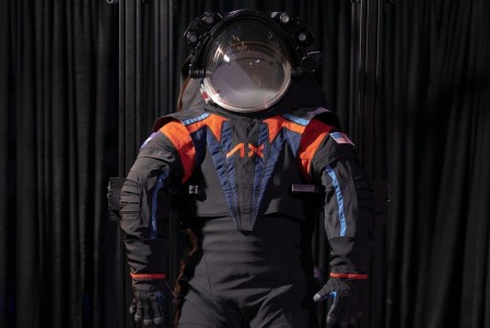 NASA presents a new spacesuit for Artemis III lunar mission
