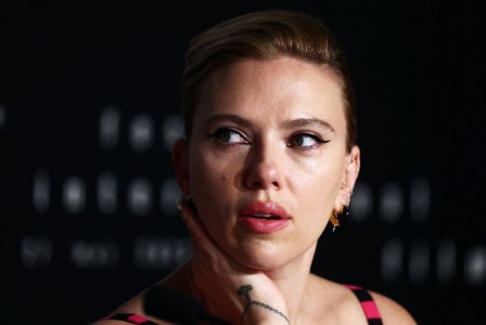 Η Scarlett Johansson είναι σοκαρισμένη από την AI φωνή του OpenAI
