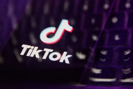 TikTok expands messaging with voice memos and photo sharing