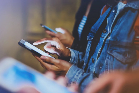 WhatsApp opens the door to cross-app messaging for users in Europe