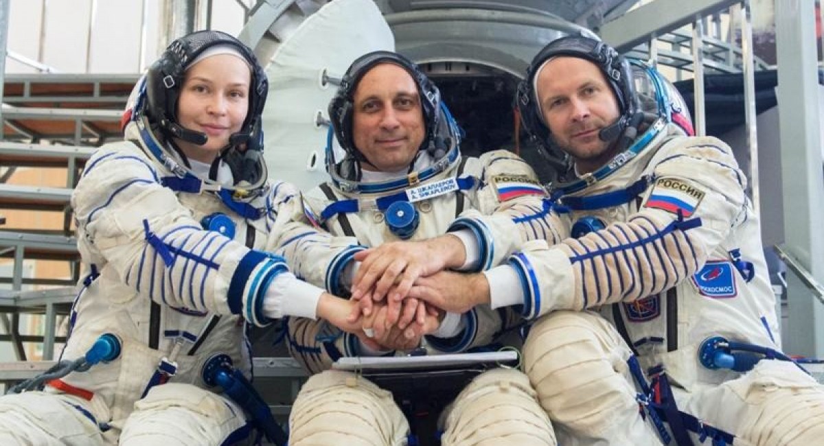 Russian crew returns from filming the first movie in space