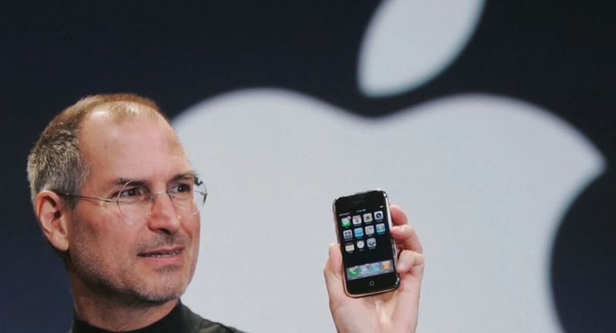 On This Day in 2007: Steve Jobs revealed the original iPhone