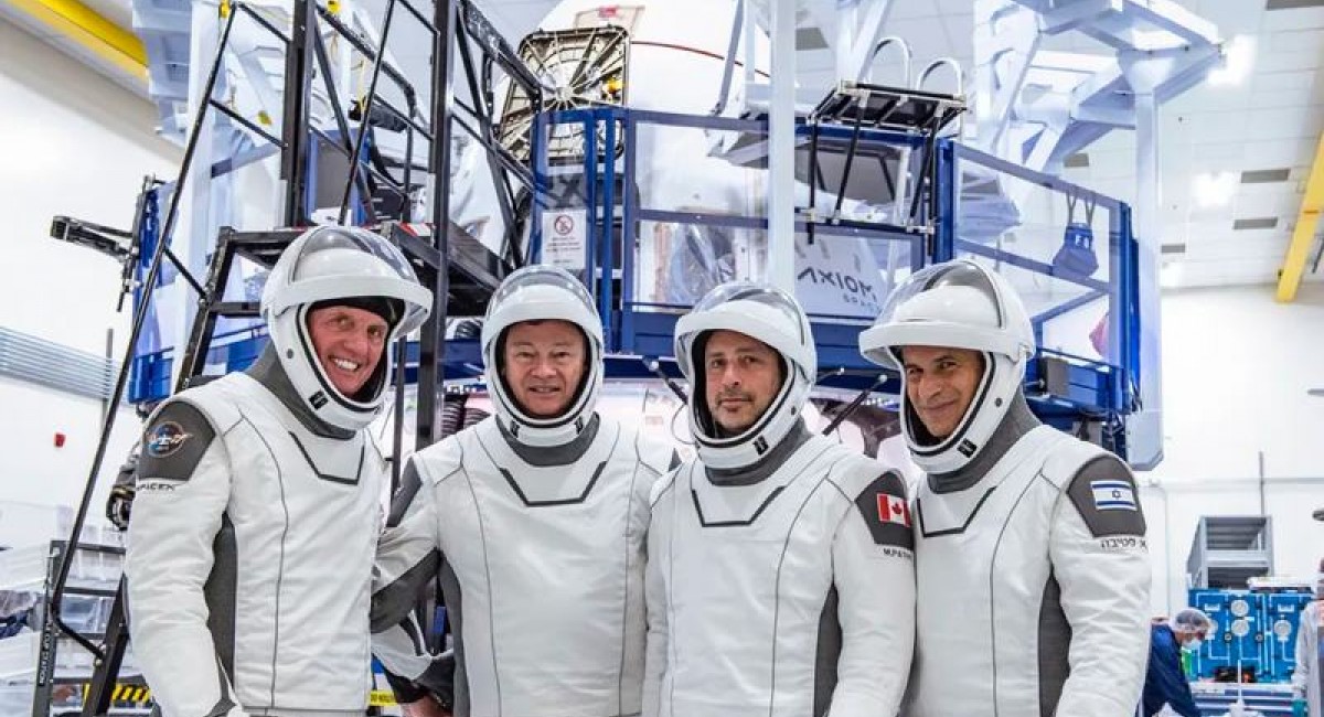 Axiom Space sends 4 private astronauts to ISS for the first time