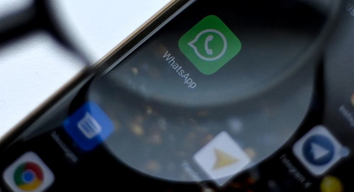 WhatsApp lets anyone to hide personal information from specific people