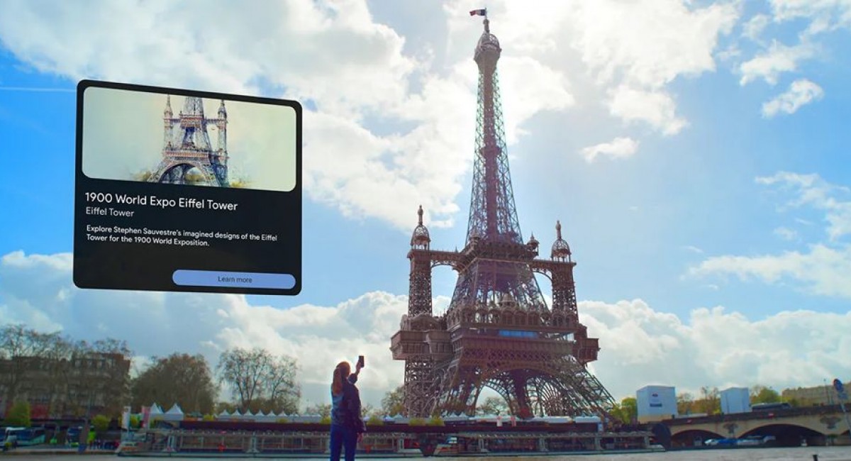 Google Maps shows the history of Paris in AR